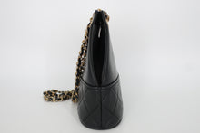 画像をギャラリービューアに読み込む, CHANEL/シャネル マトラッセフリンジチェーンショルダーバッグ ラムスキン ブラック/ゴールド金具 ショルダーバッグ 800100065
