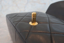 Load image into Gallery viewer, CHANEL  Diana matelasse chain shoulder bag Lambskin Black/Gold hadware Shoulder bag 700060109
