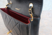 Load image into Gallery viewer, CHANEL  Diana matelasse chain shoulder bag Lambskin Black/Gold hadware Shoulder bag 700060109
