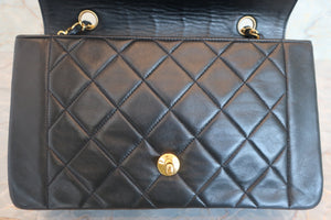 CHANEL  Diana matelasse chain shoulder bag Lambskin Black/Gold hadware Shoulder bag 700060109
