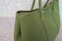 Load image into Gallery viewer, HERMES  GARDEN PARTY PM Negonda leather Anise green □Q Engraving Tote bag 700100051
