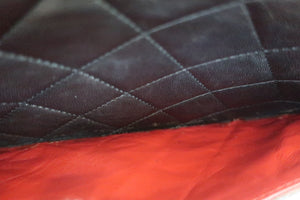 CHANEL Paris Limited Matelasse Double Flap Chain shoulder bag Lambskin Black/Gold hadware Shoulder bag 600060077