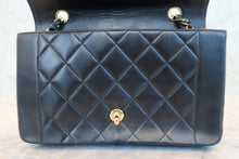 画像をギャラリービューアに読み込む, CHANEL/シャネル ダイアナマトラッセチェーンショルダーバッグ ラムスキン ブラック/ゴールド金具 ショルダーバッグ 800020195

