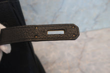 Load image into Gallery viewer, HERMES BIRKIN 35 Togo leather Black □F Engraving Hand bag 700120037
