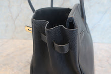 Load image into Gallery viewer, HERMES BIRKIN 35 Togo leather Black □F Engraving Hand bag 700120037
