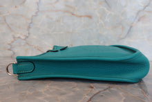 將圖片載入圖庫檢視器 HERMES／エルメス エブリンTPM トリヨンクレマンス ブルーパオン X刻印 ショルダーバッグ 700110052
