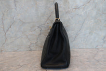 Load image into Gallery viewer, HERMES KELLY 28 Clemence leather Black T Engraving Shoulder bag 700120060
