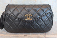 将图片加载到图库查看器，CHANEL/香奈儿 CF 流苏 链条 肩背包 羊皮  Black/Gold hadware(黑色/金色金属) 肩背包 600070170
