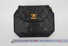 画像をギャラリービューアに読み込む, CHANEL/シャネル マトラッセチェーンショルダーバッグ ラムスキン ブラック/ゴールド金具 ショルダーバッグ 800100071
