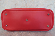 Load image into Gallery viewer, HERMES／BOLIDE 1923 Swift leather Rouge vif □I Engraving Hand bag 600110023
