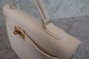 HERMES／エルメス ケリー32 ヴォーグレネ ホワイト 〇Z刻印 ショルダーバッグ 700070004