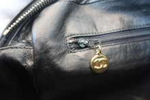 画像をギャラリービューアに読み込む, CHANEL/シャネル ココマークフリンジショルダーバッグ ラムスキン ブラック/ゴールド金具 ショルダーバッグ 800070112
