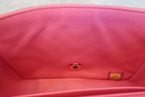 CHANEL  V-Stitch chain shoulder bag Lambskin Pink/Gold hadware Shoulder bag 700100046