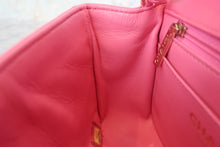 Load image into Gallery viewer, CHANEL  V-Stitch chain shoulder bag Lambskin Pink/Gold hadware Shoulder bag 700100046
