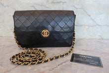 将图片加载到图库查看器，CHANEL/香奈儿 CF 链条包 羊皮 Black/Gold hadware(黑色/金色金属) 肩背包 800070126
