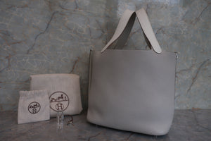 HERMES PICOTIN LOCK CASAQUE MM Clemence leather White/Pearl gray □P刻印 Hand bag 600100030