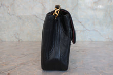 将图片加载到图库查看器，CHANEL/香奈儿 CF 链条包 羊皮 Black/Gold hadware(黑色/金色金属) 肩背包 800070126
