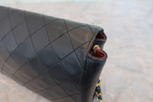 将图片加载到图库查看器，CHANEL/香奈儿 CF 链条包 羊皮 Black/Gold hadware(黑色/金色金属) 肩背包 800070126
