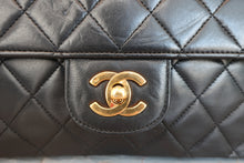 Load image into Gallery viewer, CHANEL Matelasse double flap chain shoulder bag Lambskin Black/Gold hadware Shoulder bag 600070156
