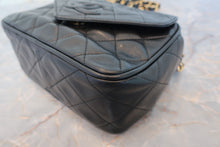 Load image into Gallery viewer, CHANEL Matelasse fringe chain shoulder bag Lambskin Black/Gold hadware Shoulder bag 700100034
