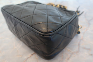 CHANEL Matelasse fringe chain shoulder bag Lambskin Black/Gold hadware Shoulder bag 700100034