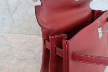 画像をギャラリービューアに読み込む, HERMES／エルメス ケリー35 トリヨンクレマンス ルージュアッシュ □F刻印 ショルダーバッグ 700110036
