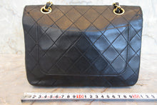 画像をギャラリービューアに読み込む, CHANEL/シャネル マトラッセフルフラップチェーンショルダーバッグ ラムスキン ブラック/ゴールド金具 ショルダーバッグ 800070143
