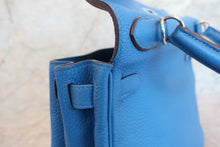 将图片加载到图库查看器，HERMES KELLY 28 Clemence leather Mykonos □O刻印 Shoulder bag 700070190
