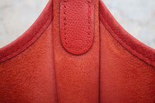 画像をギャラリービューアに読み込む, HERMES／エルメス エブリン1PM クシュベル ヴァーミリオン □H刻印 ショルダーバッグ 800010150
