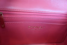 Load image into Gallery viewer, CHANEL V-Stitch chain shoulder bag Lambskin Pink/Gold hadware Shoulder bag 600070115
