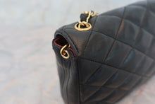 Load image into Gallery viewer, CHANEL Big CC mark chain shoulder bag Lambskin Black/Gold hadware Shoulder bag 600070121
