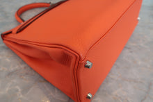 画像をギャラリービューアに読み込む, HERMES／エルメス ケリー35 トリヨンクレマンス オレンジポピー T刻印 ショルダーバッグ 800040063
