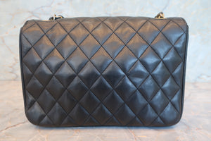 CHANEL/シャネル マトラッセチェーンショルダーバッグ ラムスキン ブラック/ゴールド金具 ショルダーバッグ 700080113