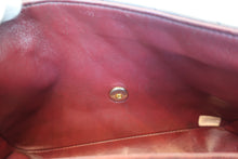Load image into Gallery viewer, CHANEL Matelasse chain shoulder bag Lambskin Black/Gold hadware Shoulder bag 700090190
