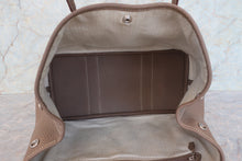 画像をギャラリービューアに読み込む, HERMES／エルメス ガーデンパーティPM ネゴンダ エトゥープ T刻印 トートバッグ 700030281
