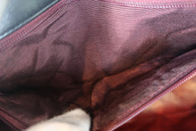 Load image into Gallery viewer, CHANEL Diana matelasse chain shoulder bag Lambskin Black/Gold hadware Shoulder bag 700120094
