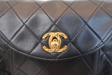 画像をギャラリービューアに読み込む, CHANEL/シャネル ミニマトラッセチェーンショルダーバッグ ラムスキン ブラック/ゴールド金具 ショルダーバッグ 800030044
