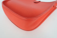 Load image into Gallery viewer, HERMES EVELYNE TPM Clemence leather Capucine Y Engraving Shoulder bag 800100115
