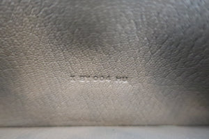 HERMES Bearn Soufflet Chevre myzore goatskim Etoupe gray X Engraving Wallet 600050097