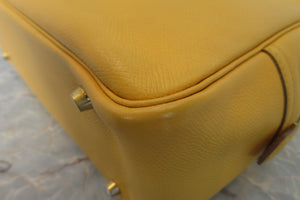 HERMES  PLUME 32 Graine Couchevel leather Jaune □B刻印 Hand bag 600120260