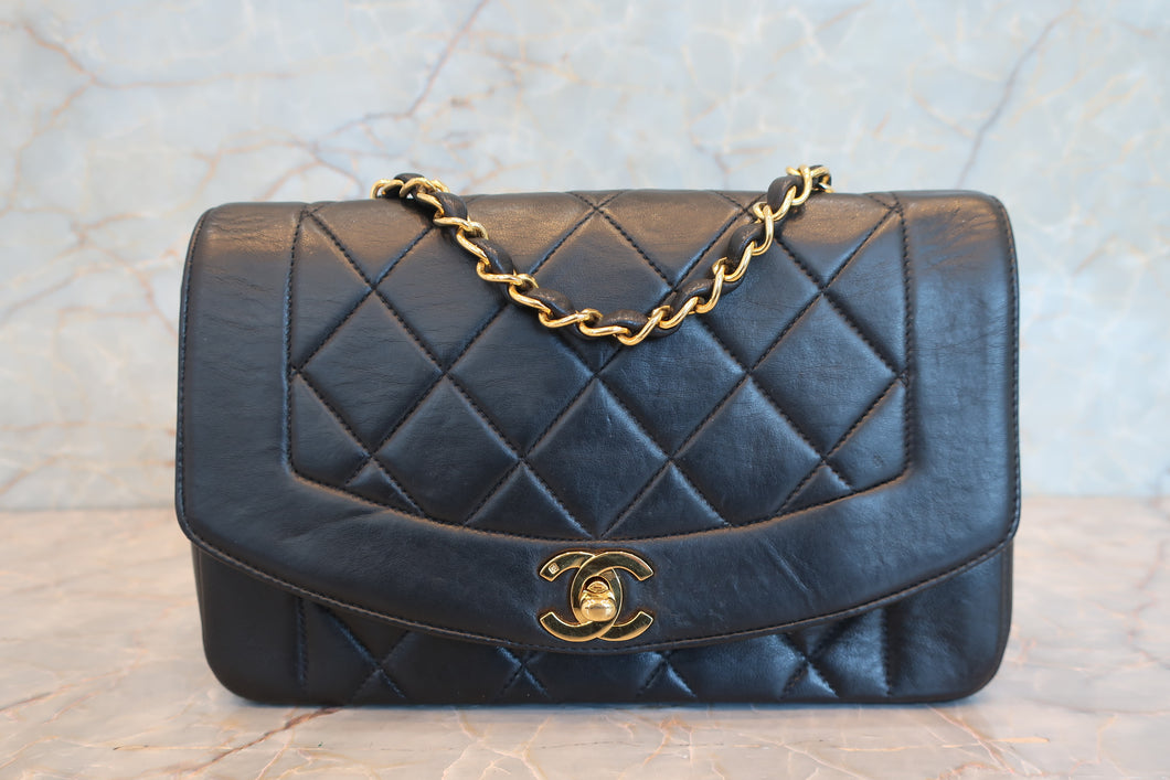 CHANEL/シャネル ダイアナマトラッセチェーンショルダーバッグ ラムスキン ブラック/ゴールド金具 ショルダーバッグ 700080191