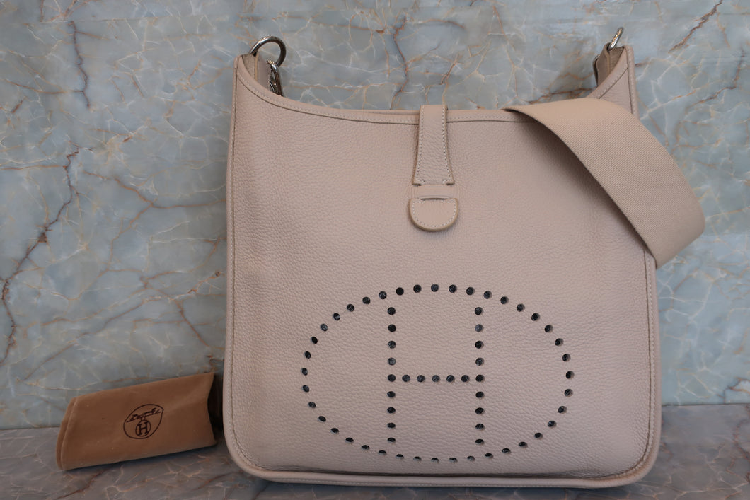 HERMES／エルメス エブリン1GM トリヨンクレマンス ベージュ □F刻印 ショルダーバッグ 700110045