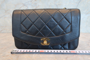 CHANEL/シャネル ダイアナマトラッセチェーンショルダーバッグ ラムスキン ブラック/ゴールド金具 ショルダーバッグ 700080191
