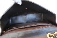 Load image into Gallery viewer, CHANEL Matelasse chain shoulder bag Lambskin Brown/Gold hadware Shoulder bag 700090163
