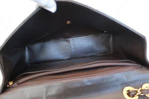 CHANEL Matelasse chain shoulder bag Lambskin Brown/Gold hadware Shoulder bag 700090163