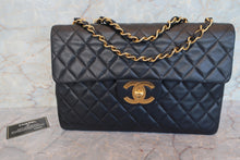 Load image into Gallery viewer, CHANEL Big Matelasse Single flap chain shoulder bag Lambskin Black/Gold hadware Shoulder bag 700090180
