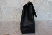Load image into Gallery viewer, CHANEL Big Matelasse Single flap chain shoulder bag Lambskin Black/Gold hadware Shoulder bag 700090180
