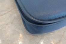 将图片加载到图库查看器，HERMES EVELYNE 2PM Clemence leather Blue saphir □K刻印 Shoulder bag 600070041
