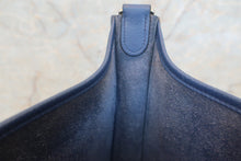 Load image into Gallery viewer, HERMES EVELYNE 2PM Clemence leather Blue saphir □K Engraving Shoulder bag 600070041
