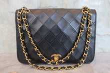 画像をギャラリービューアに読み込む, CHANEL/シャネル マトラッセフルフラップチェーンショルダーバッグ ラムスキン ブラック/ゴールド金具 ショルダーバッグ 800080148
